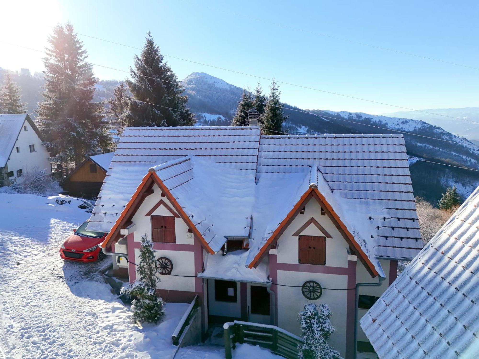 Planinske Vile M&S Kopaonik Luaran gambar