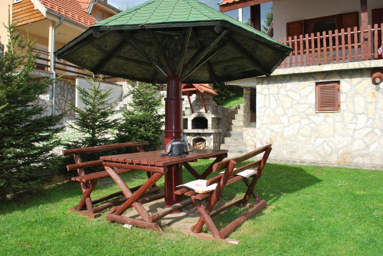 Planinske Vile M&S Kopaonik Luaran gambar